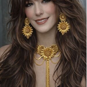 Antique Gold Sunflower Choker Necklace & Earrings Set Statement Set